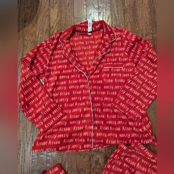 Joe Fresh Pyjama Set Woman's XXL- Fleece Red Christmas Holy Jolly Pyjamas NWT - Picture 5 of 8